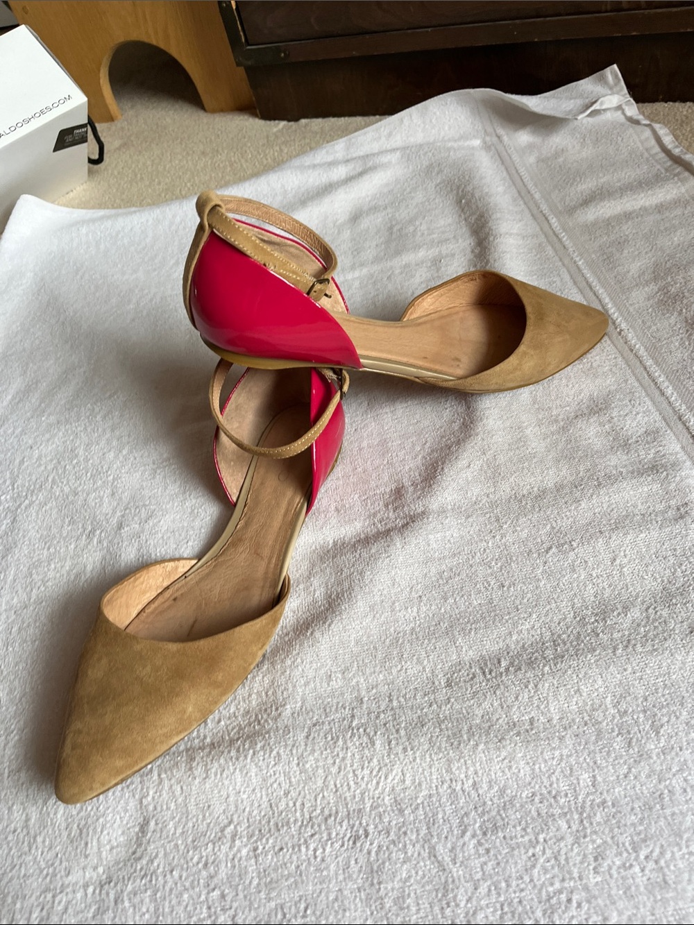 Aldo Two-Tone Pointed D'Orsay Flats in Tan and Hot Pink Size 41